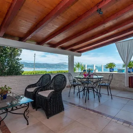 Helle Mit Meerblick Von Der Terrasse * Trogir